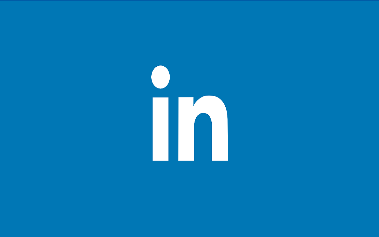 How to make someone to refer you on Linkedin?- Featured Shot